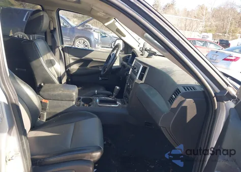 2009 Jeep Grand Cherokee Laredo from USA, damaged, VIN 1J8GR48K69C519608